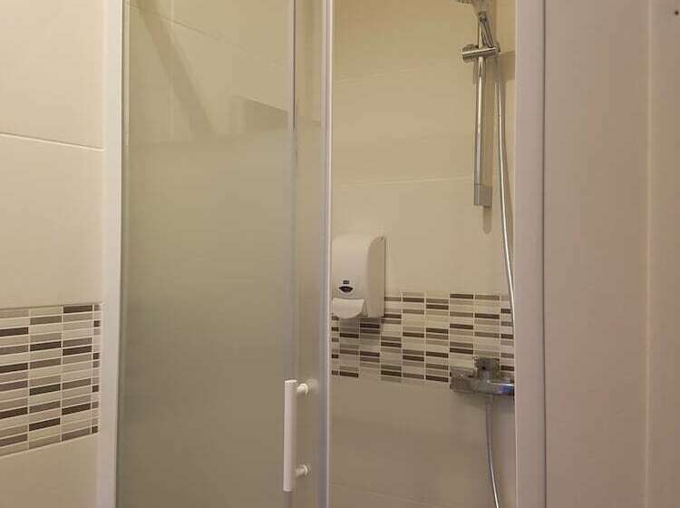 Quarto Estandar, Bernieres