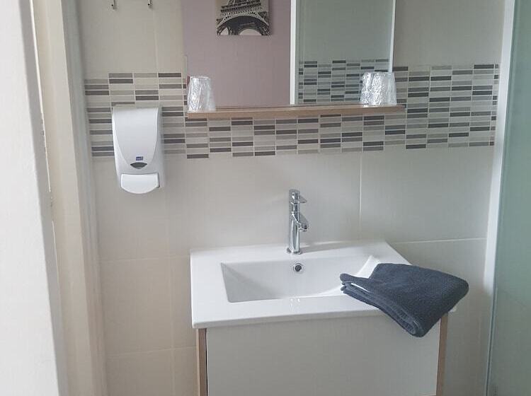 Quarto Triplo Estandar, Bernieres