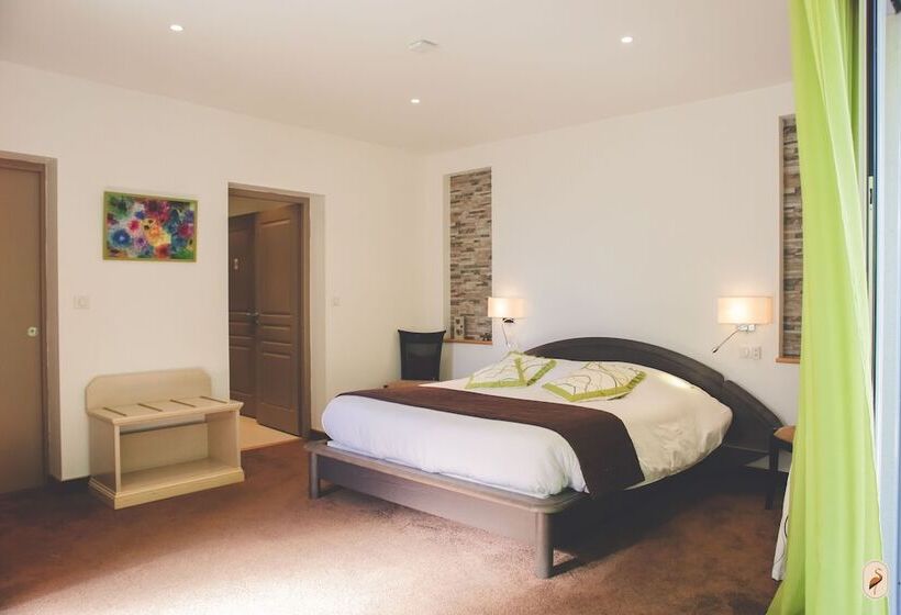 Family Suite, Domaine De L Echassier, The Originals Relais