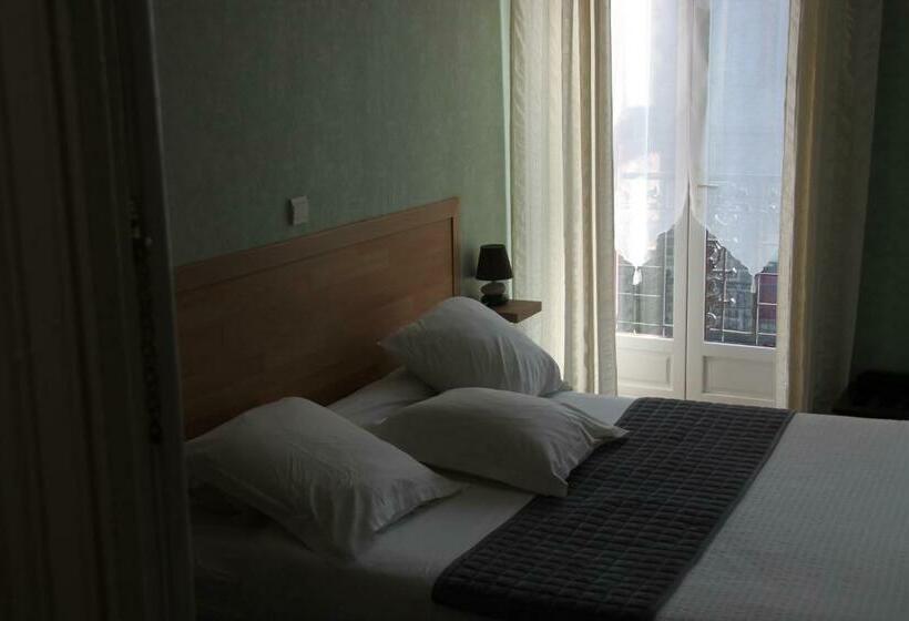 سوییت جونیور, Hostellerie Du Beffroy