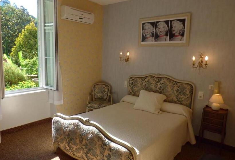 Номер Стандарт Вид на Сад, Hôtel Du Lion D'or