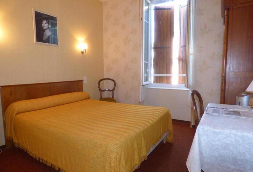 Семейный Номер Совместный Санузел, Hôtel Du Lion D'or