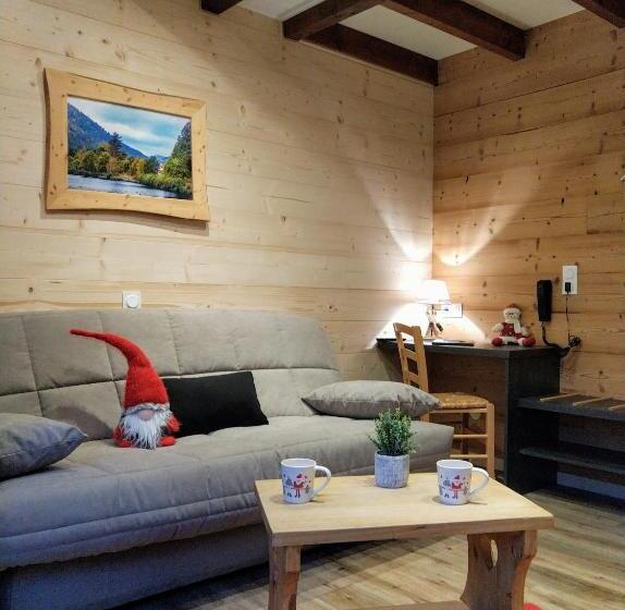 Quarto Quádruplo Estandar, Hôtel Le Vétiné