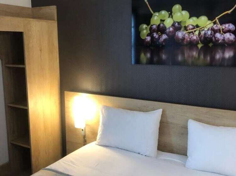 Номер Стандарт, Wood Inn Bordeaux Aeroport