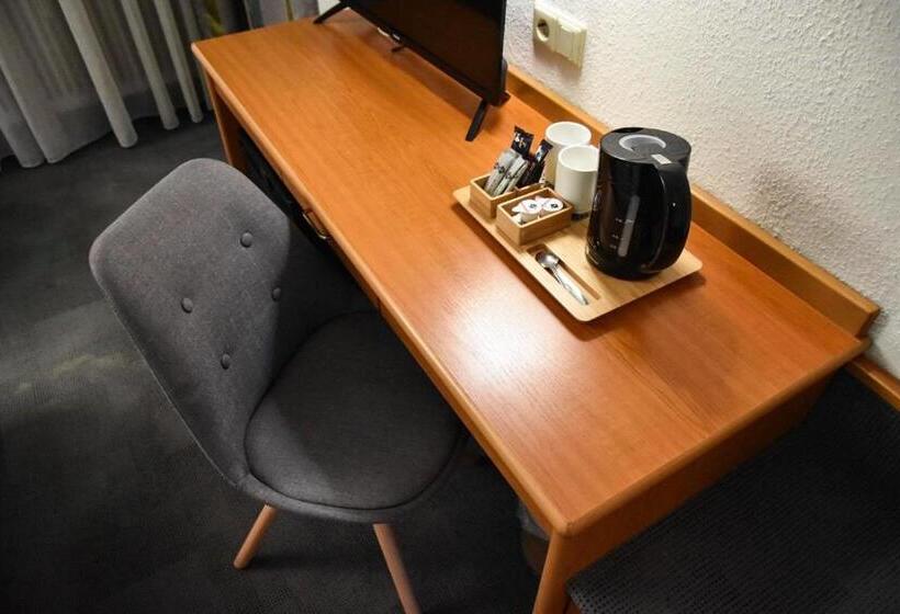 Quarto Estandar Individual, Martins Klause Airport Messe Hotel   Self Check In