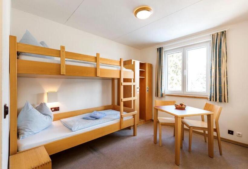 Номер Стандарт Индивидуальный, Djh Jugendherberge Oberstdorf   Membership Required!