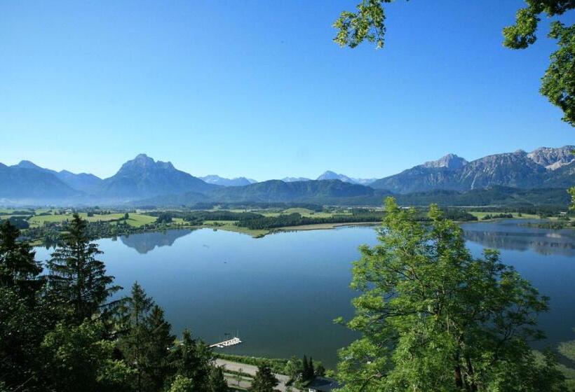 1 Bedroom Apartment Lake View, Seehotel Hartung & Ferienappartements