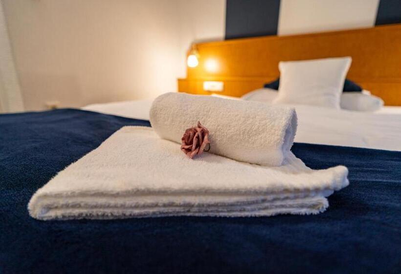 Номер Стандарт, Waldhotel Surwold