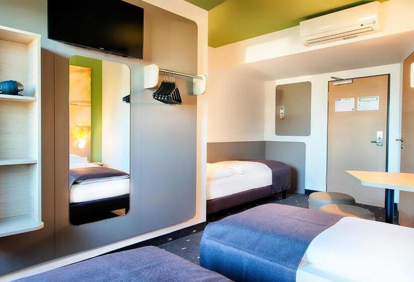 Номер Стандарт Трехместный, B&b Hotel Baden Airpark