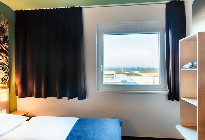 Номер Стандарт Трехместный, B&b Hotel Baden Airpark