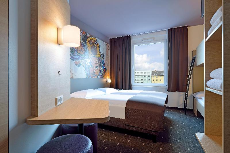 Семейный Номер, B&b Hotel Köln Airport