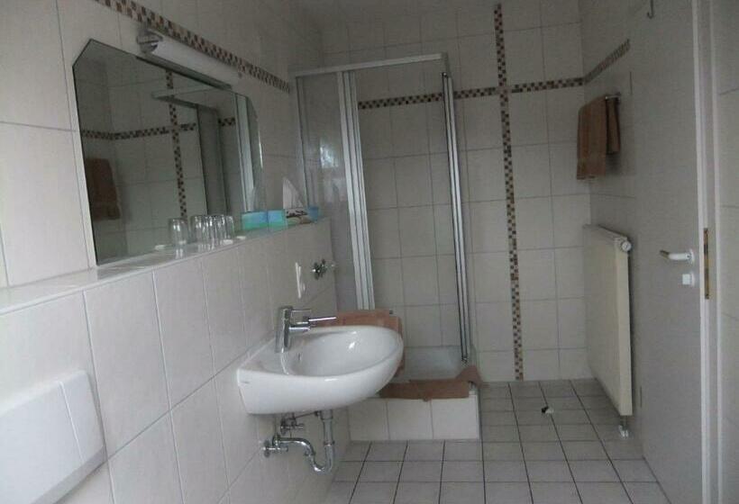 家庭工作室, Garni Classico