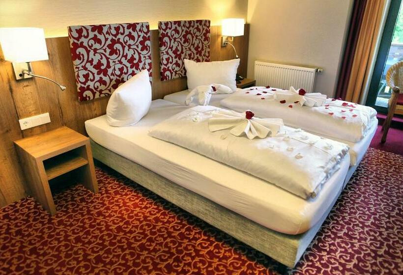 اتاق استاندارد با بالکن, Parkhotel Margaretenhof