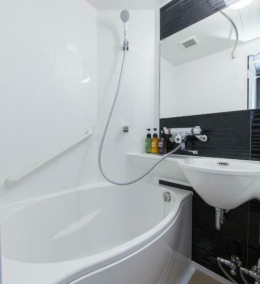 Quarto Estandar, Sanco Inn Nagoya Shinkansenguchi
