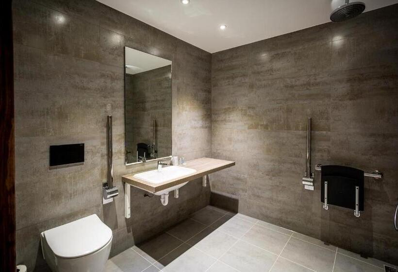 适合残疾人使用的标准间, The Residence Hotel At The Nottinghamshire Golf & Country Club