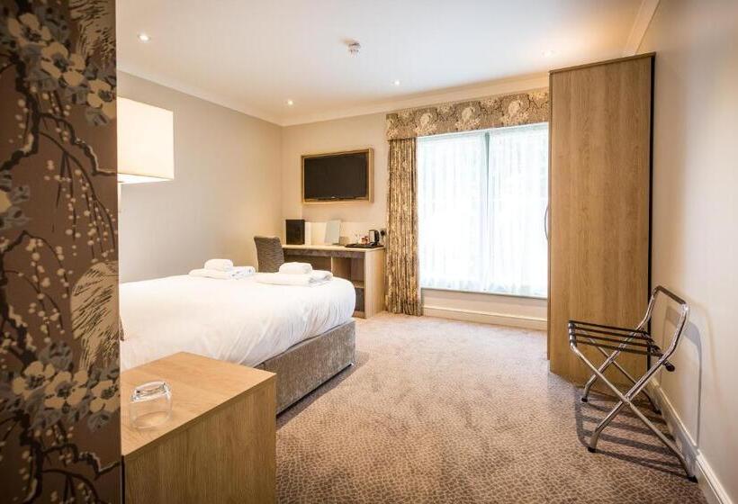 Номер Стандарт Адаптированный для Инвалидов, The Residence Hotel At The Nottinghamshire Golf & Country Club