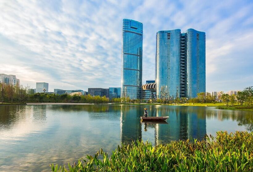 سوئیت با تخت بزرگ, Waldorf Astoria Chengdu