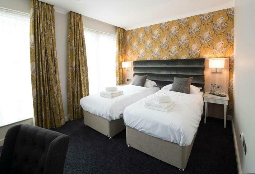 Номер Executive, The Residence Hotel At The Nottinghamshire Golf & Country Club