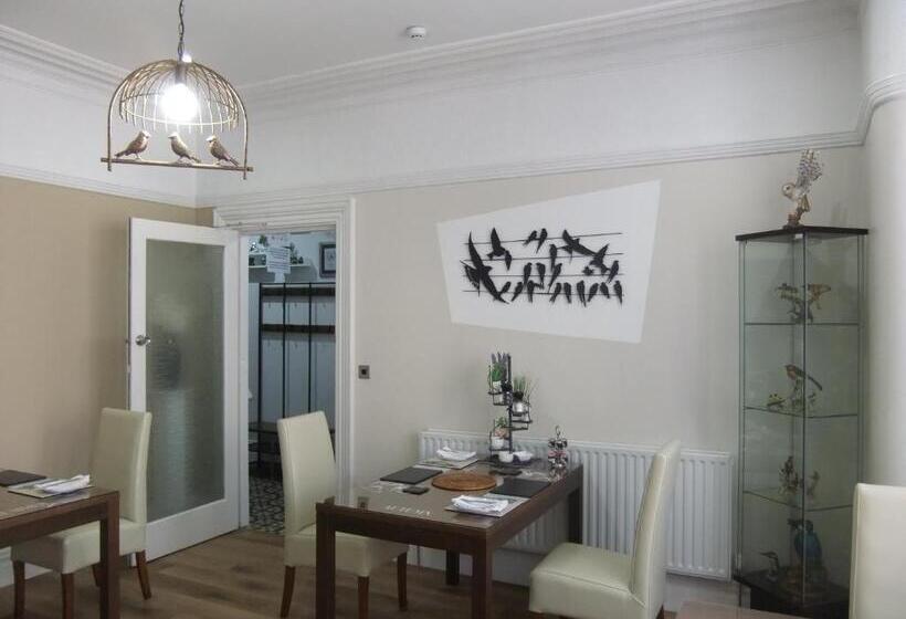 Номер Superior Кровать Кинг, Fourrooms   Couples Only
