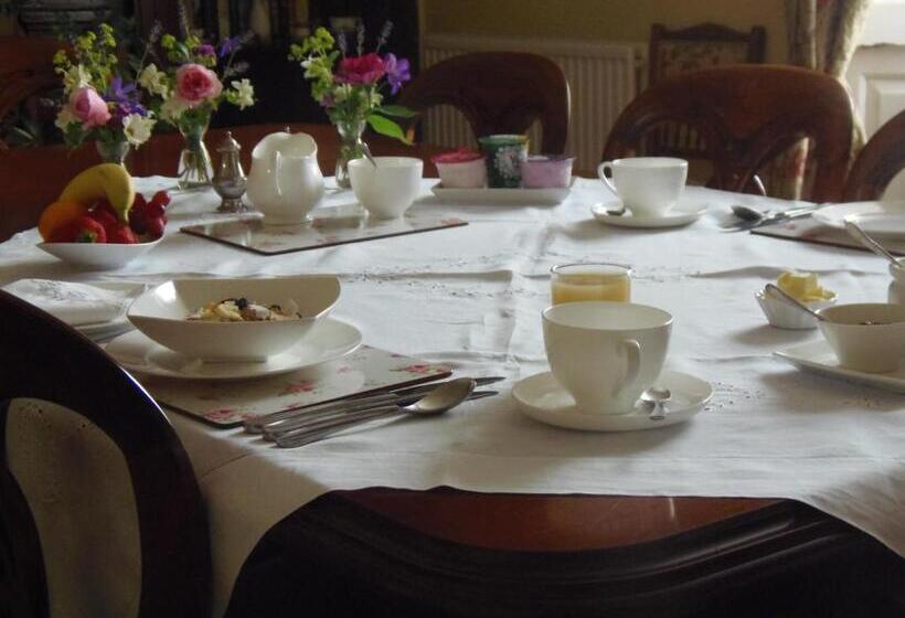 标准间, The Old House