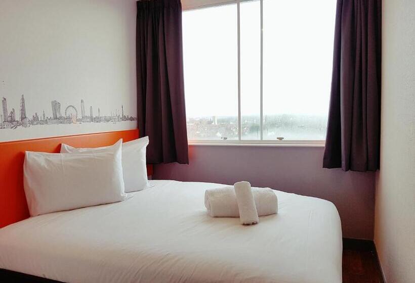 اتاق استاندارد, Easyhotel Croydon