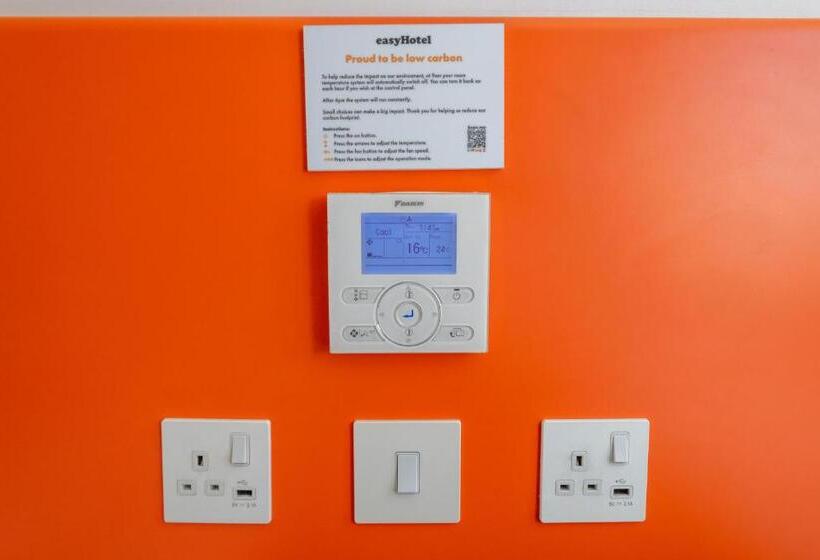 اتاق استاندارد, Easyhotel Croydon