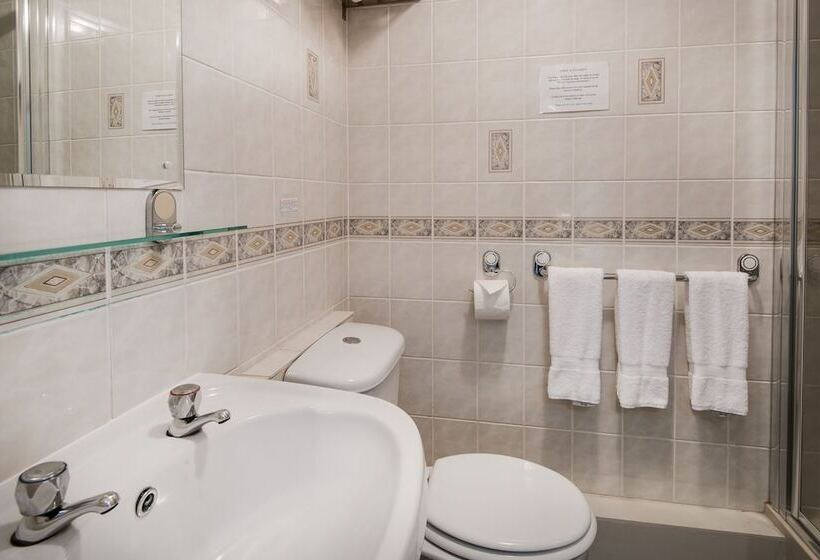 Трехместный Номер Классика, Queenshead Hotel Kelso