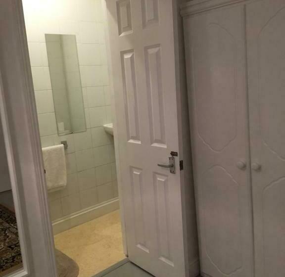 Номер Стандарт, Circle Guest House Bed Only