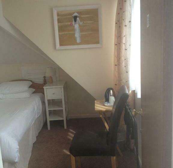 اتاق استاندارد یک نفره, Elmdon Lodge