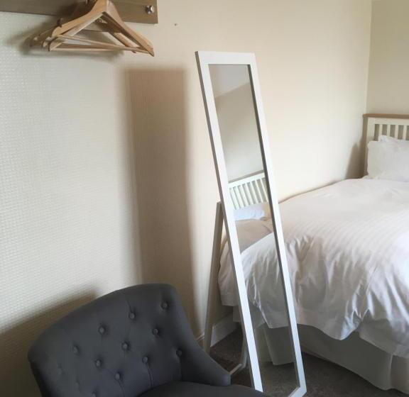 اتاق کلاسیک خانوادگی, Elmdon Lodge