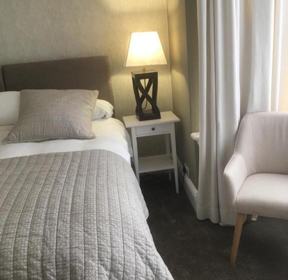 اتاق سوپریور با تخت بزرگ, Elmdon Lodge