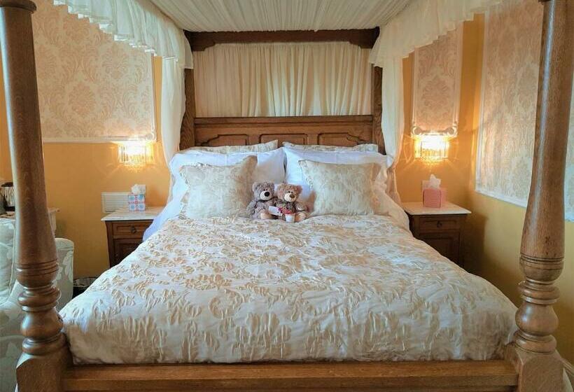 Люкс, Min Y Don Guest House