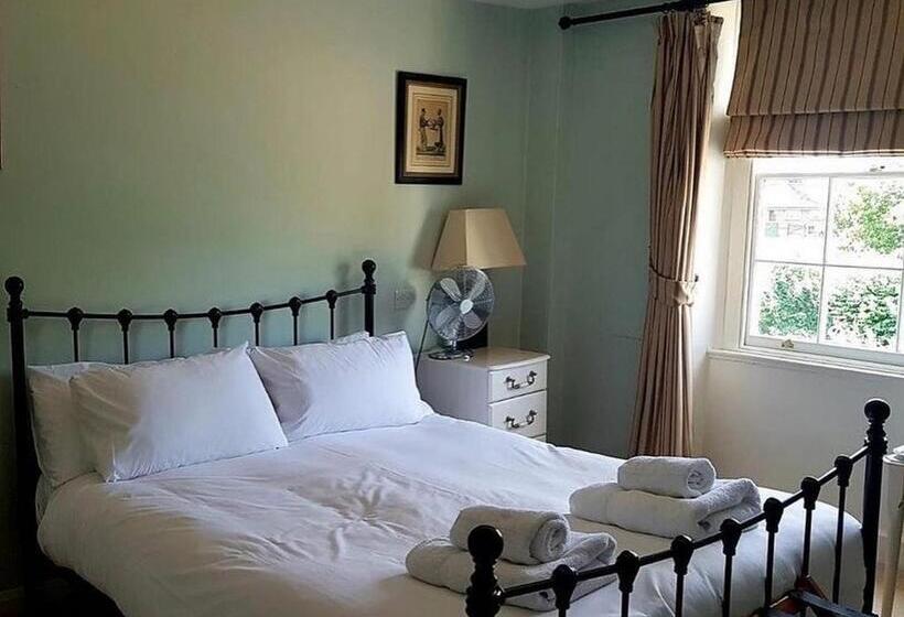 带大床的标准间, The Bedingfeld Arms