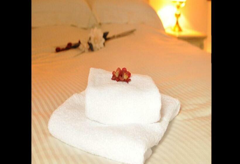 Quarto Estandar, Langley Inn