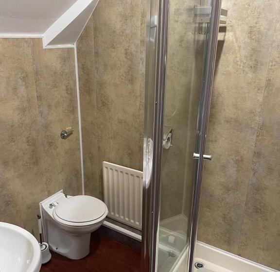 Номер Стандарт, Hunters Lodge