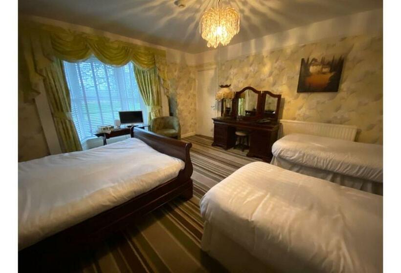 4인용 스탠다드 룸, Lamphey Hall