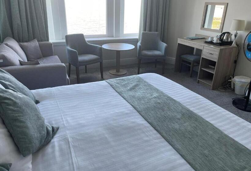 Deluxe Suite King Bed, The Clarendon