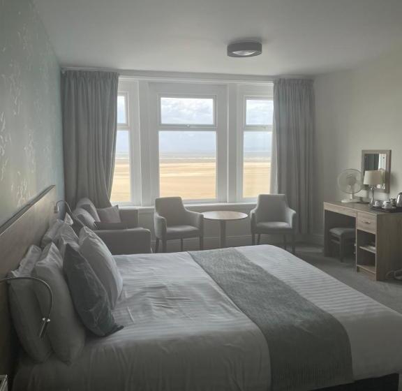 Deluxe Suite King Bed, The Clarendon