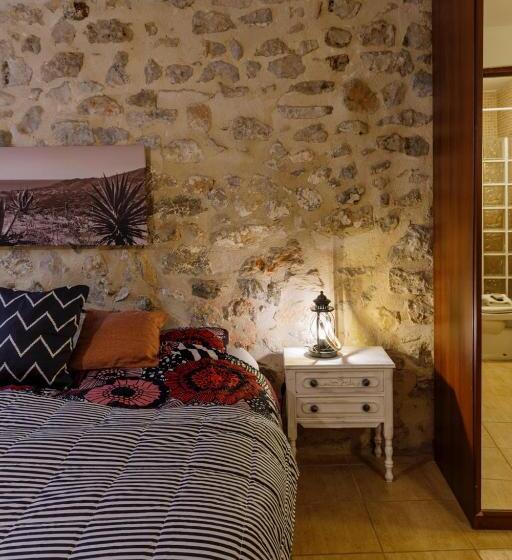 Quarto Estandar, Dios Esta Bien