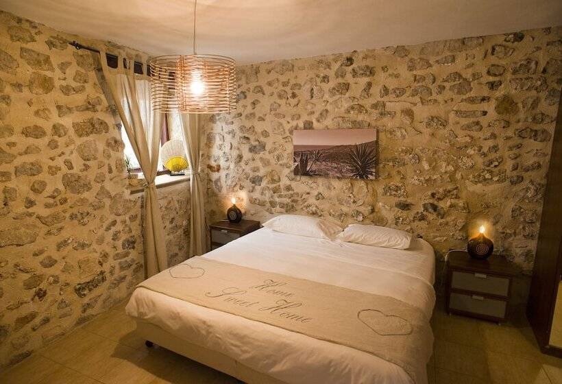 Quarto Estandar, Dios Esta Bien