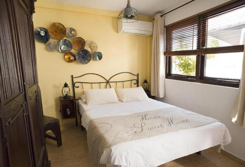 Quarto Estandar com Terraço, Dios Esta Bien