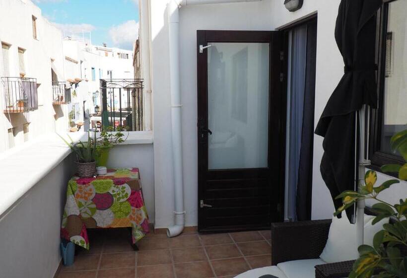 Quarto Estandar com Terraço, Dios Esta Bien