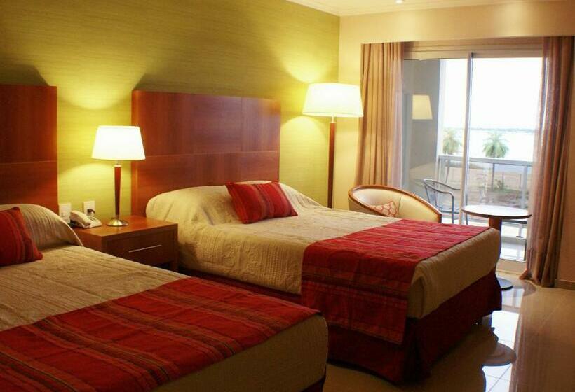 Номер Стандарт Вид на Реку, Condado Hotel Casino Paso De La Patria