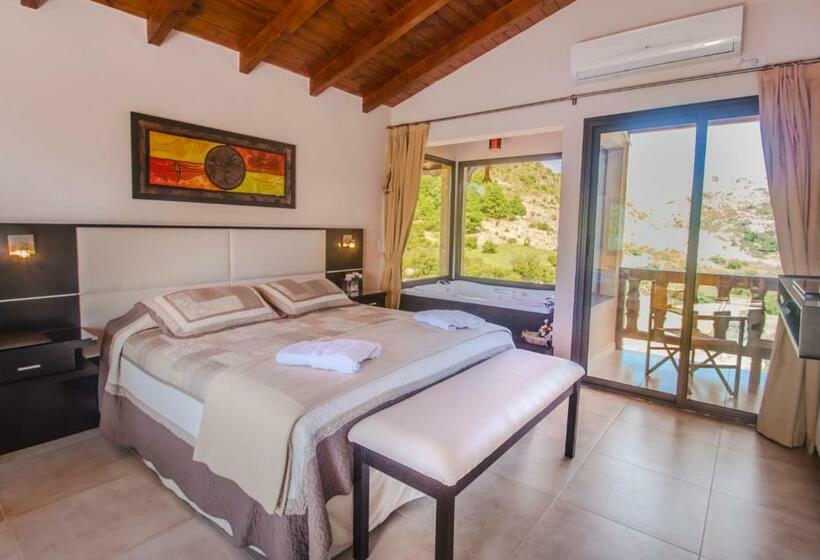 סוויטה, Aires Serranos   Suites