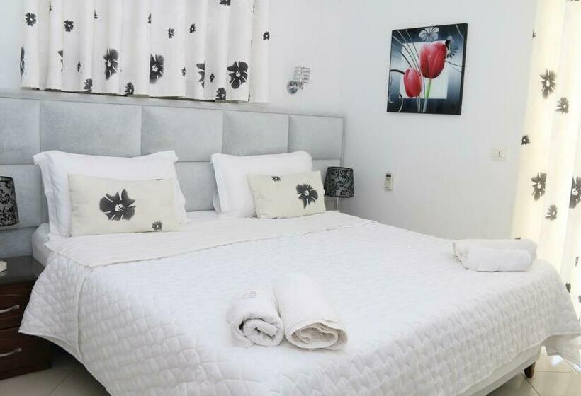 Standard Room with Balcony, Ceko