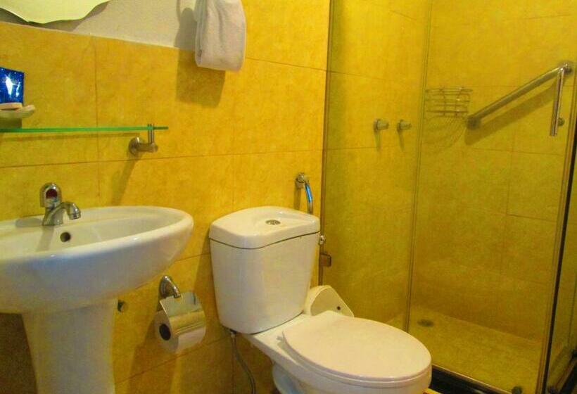 Quarto Estandar, Garzota Inn