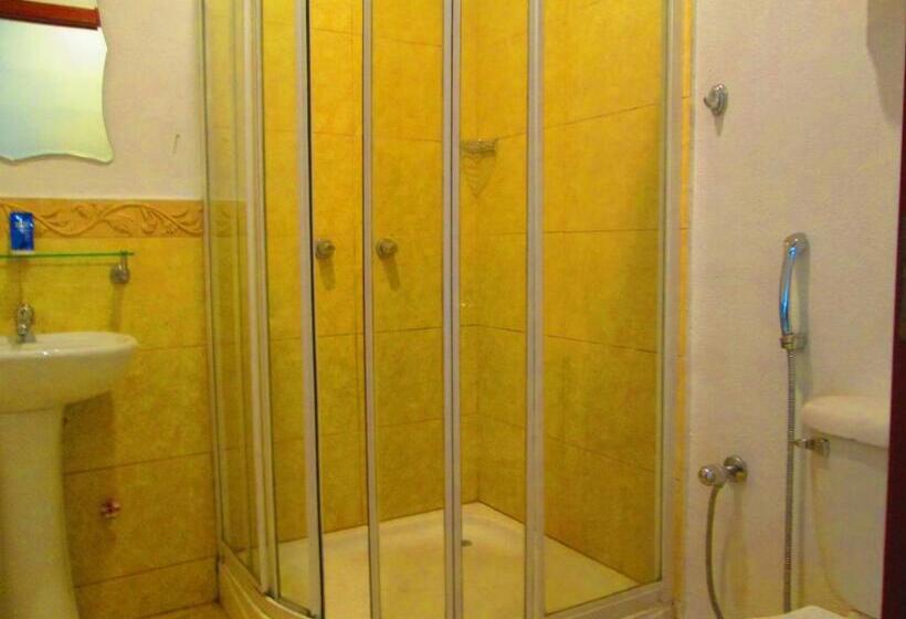 Quarto Estandar, Garzota Inn