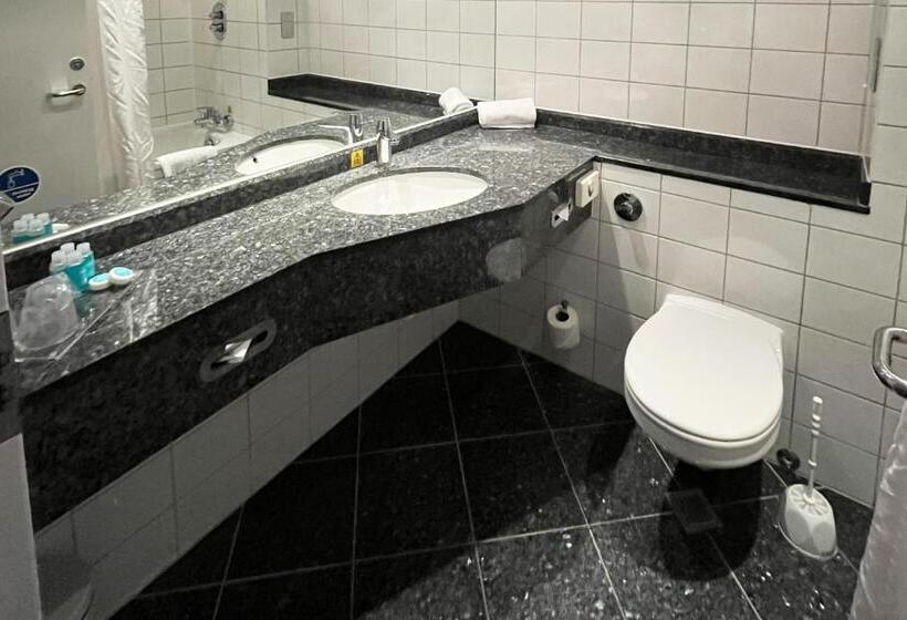 Номер Стандарт, B&b Hotel London Heathrow