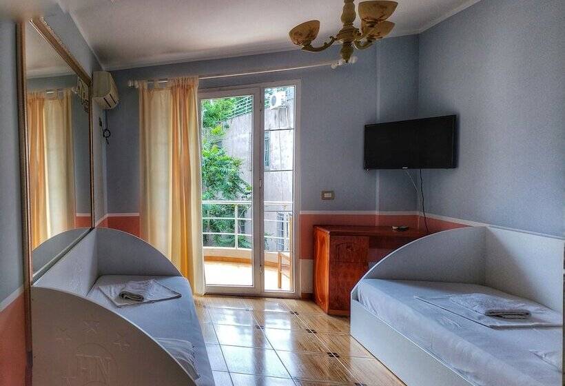 1 Bedroom Apartment Sea View with Balcony, Nacional