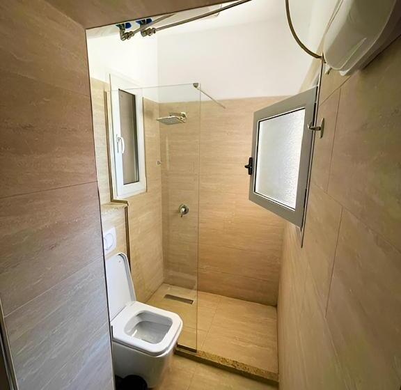 Standard Triple Room with Balcony, Nacional